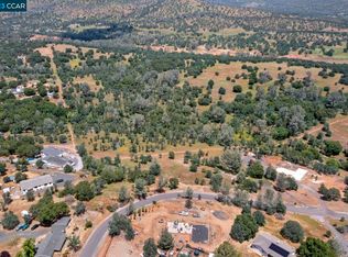 3134 Canoe St, Copperopolis, CA 95228