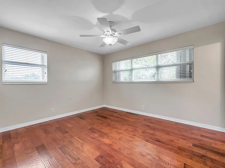 5637 Central Ave #1/2 — Photo 13