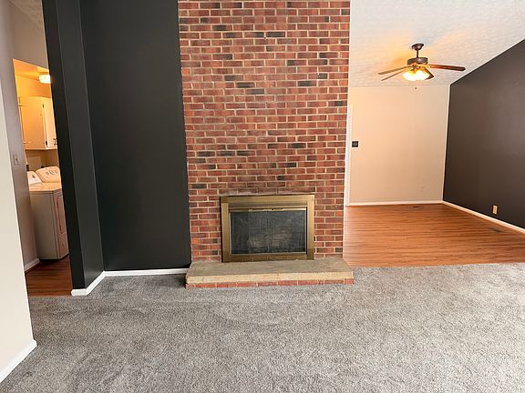 4th image of 8473 Bobolink Dr