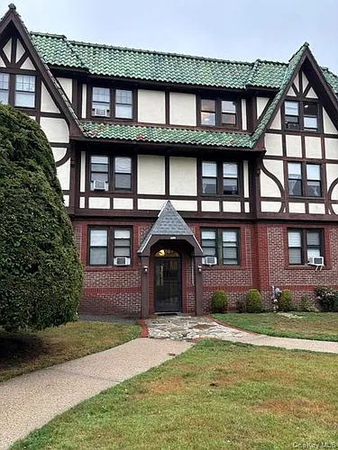 159 Main St #13 Photo 1