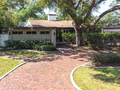 8238 30th Ave N, Saint Petersburg, FL, 33710