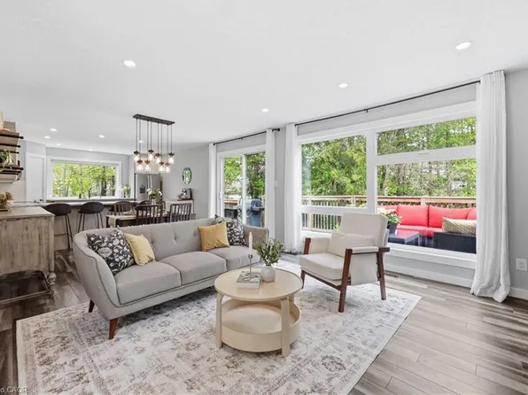 25 Shadywood Ln, Cambridge, ON N1R 5S2