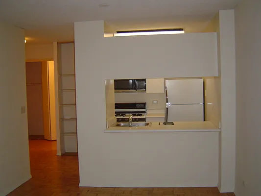 Rented by Royal Operation System | media 34