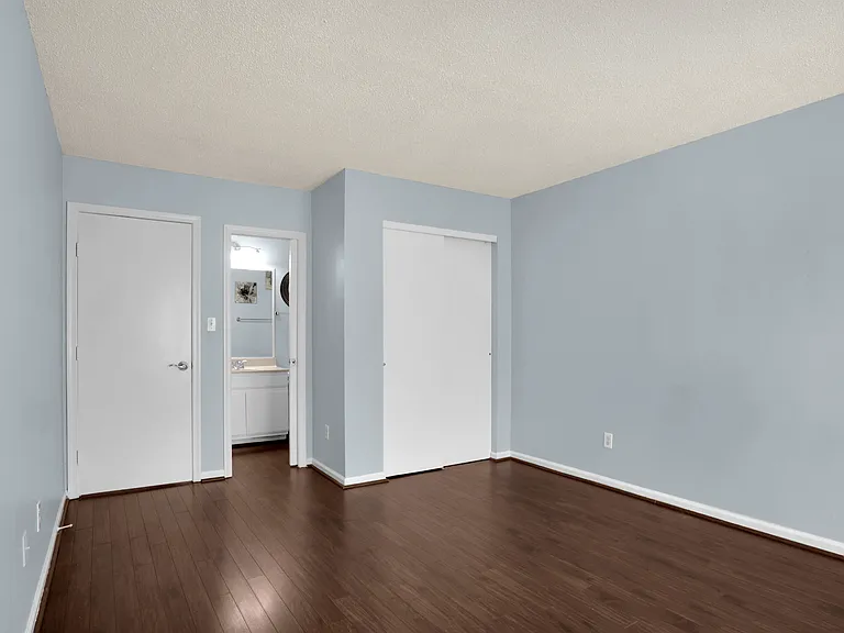 5256 Lake Victoria Arch — Photo 17