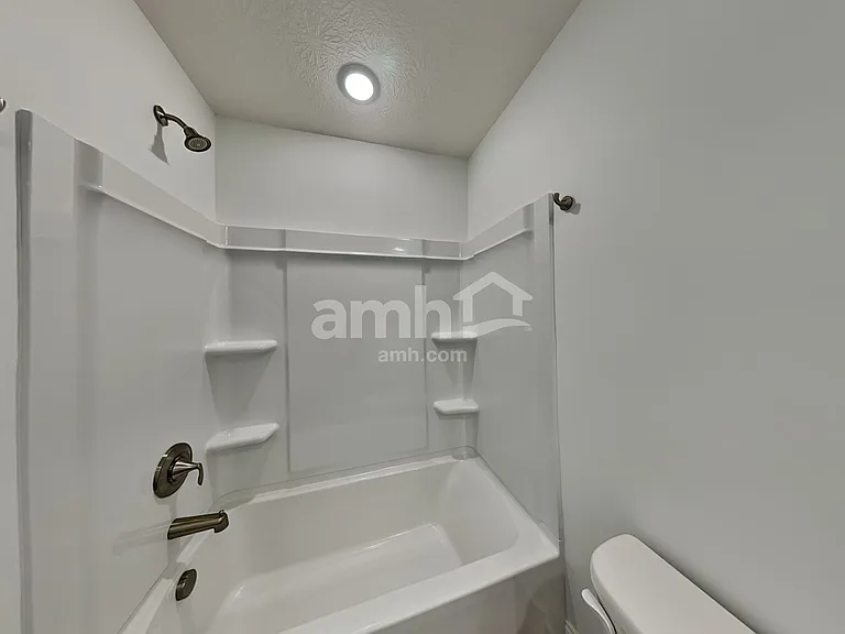 886 Castor Dr — Photo 21