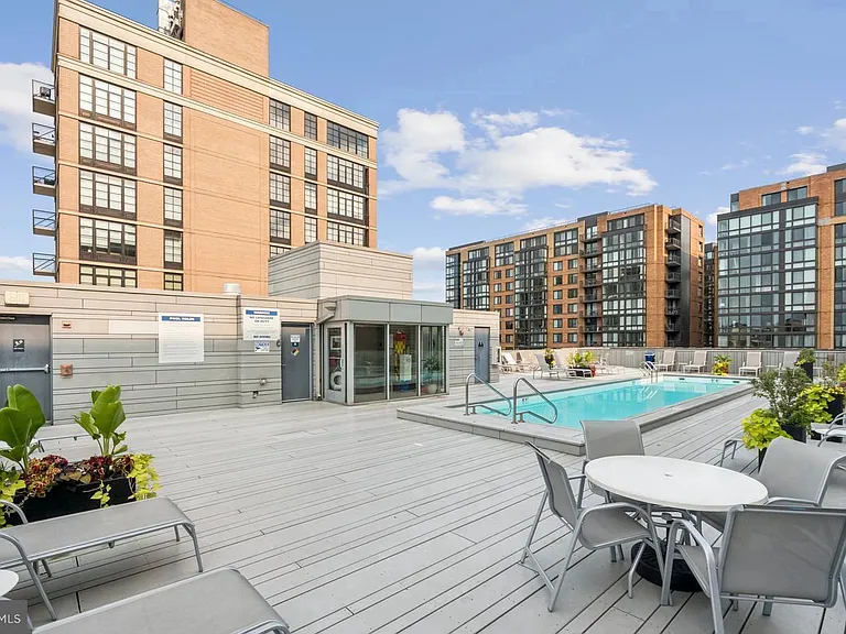 437 New York Ave NW #206 — Photo 18