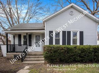327 Pine Ave NW, Grand Rapids, MI 49504