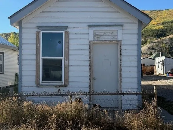 1105 E 4th St, Anaconda, MT 59711
