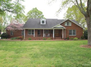 107 N Withrow Dr, Shelby, NC 28150