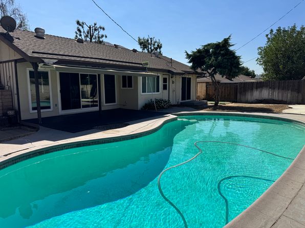 3385 Grampion Rd