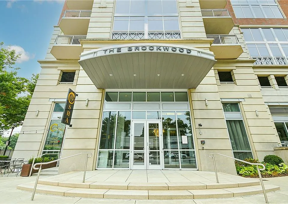 1820 Peachtree St #1002