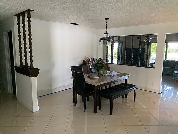 3rd image of 2024 Palmetto Rd