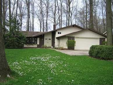 1st image of 27605 Blossom Blvd