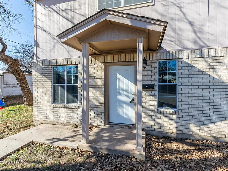 701 S Marsh St — Photo 1