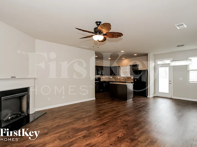 11848 Lovejoy Crossing Blvd — Photo 3