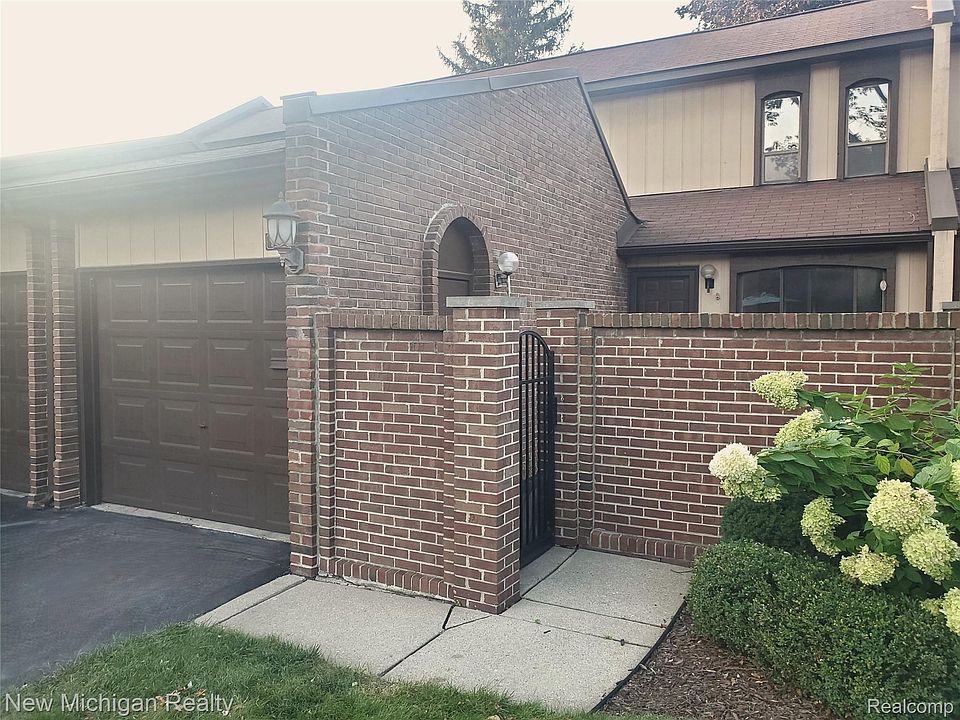 1st image of 1223 Kirts Blvd Unit B