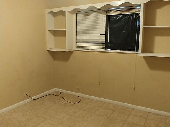 5th image of 4805 Westwood Park Dr