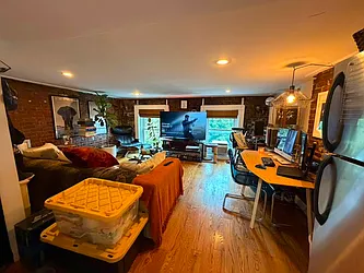 442 Jefferson Avenue, #4