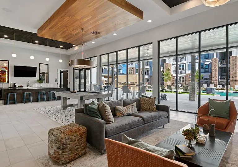 Coronado on Briarwood — Photo 14