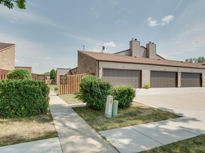 1530 35th St S #E, Fargo, ND, 58103