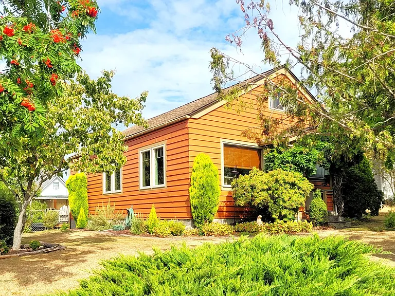2515 Nevada St — Photo 3