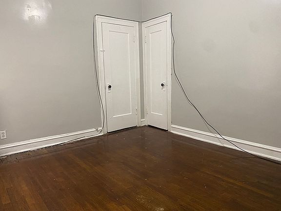 4th image of 9017 S Bishop St #1