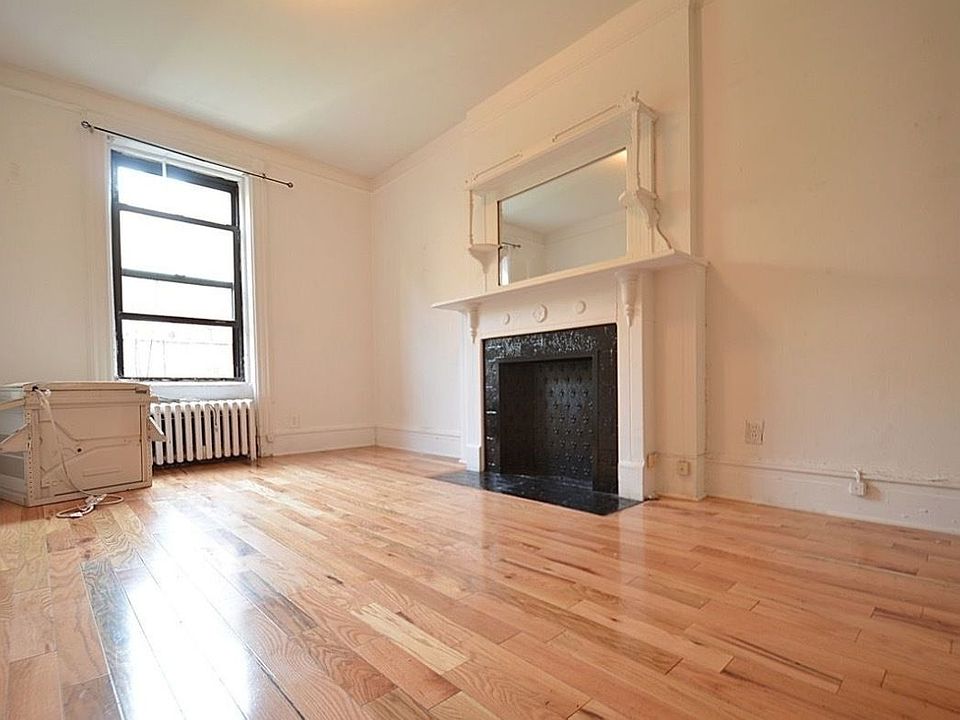 1st image of 319 W 84th St APT 4R