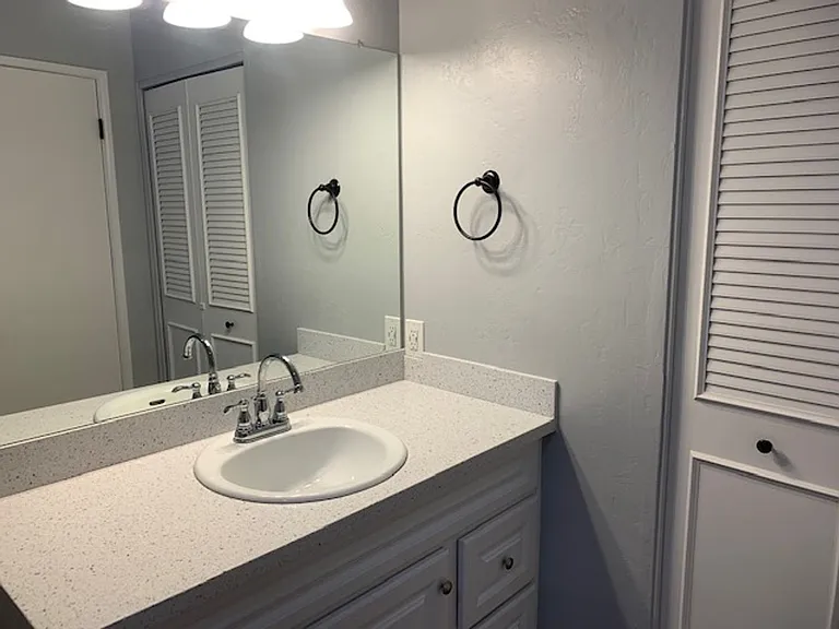 660 Jordan Rd — Photo 10