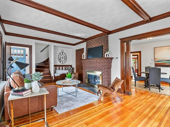 31 Whitman St, Somerville, MA 02144