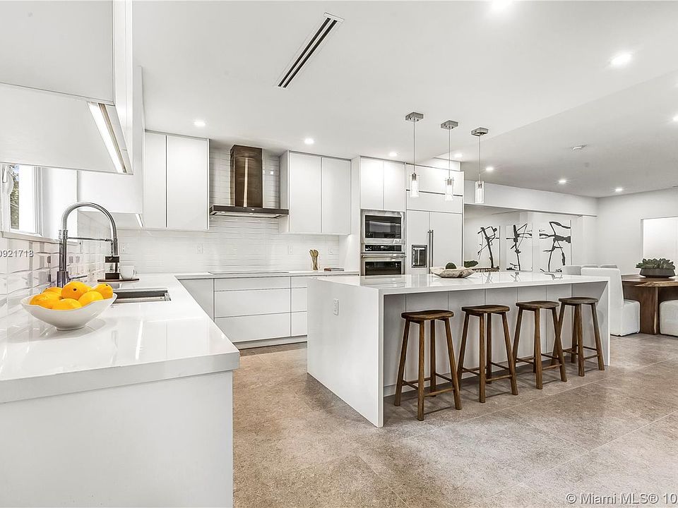 1st image of 530 Tibidabo Ave