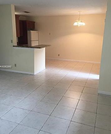 4th image of 11482 NW 43rd St #11482