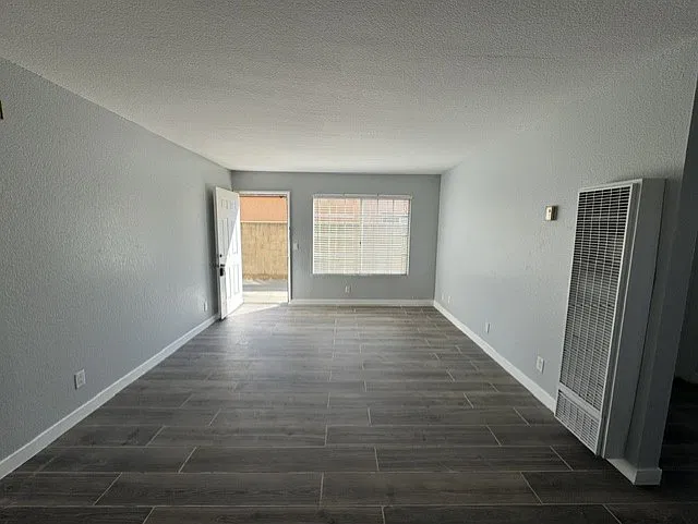 1533 W 224th St — Photo 3