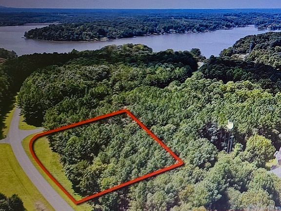 5th image of 350 Gardner Point Dr