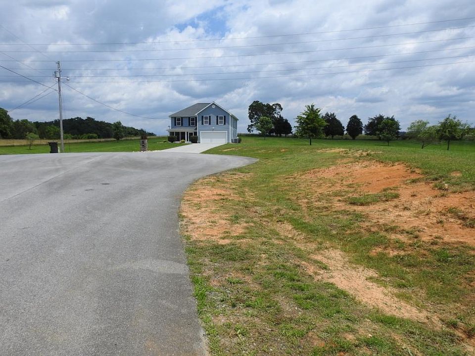 2nd image of 340 Cambridge Grove Way