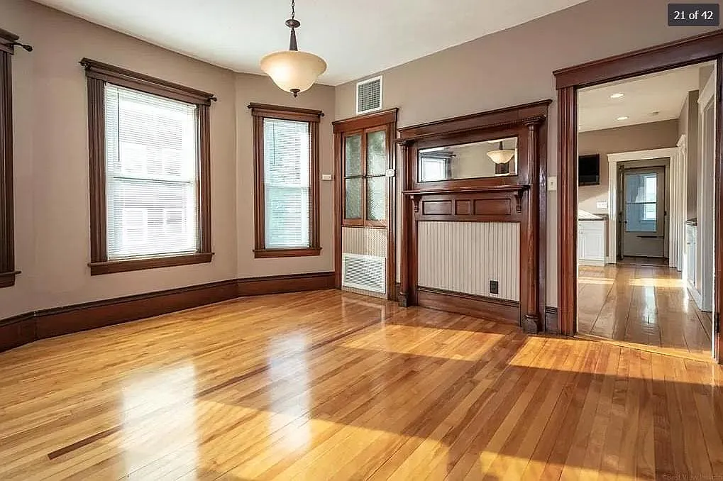 2 bed, 1200 sqft, $2,000 — Photo 3