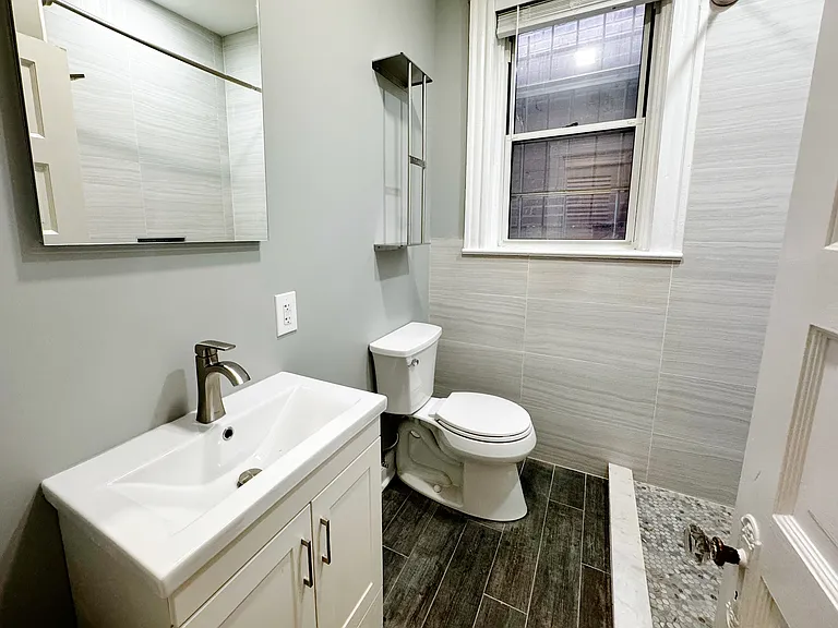 3808 Fairview Ave — Photo 6