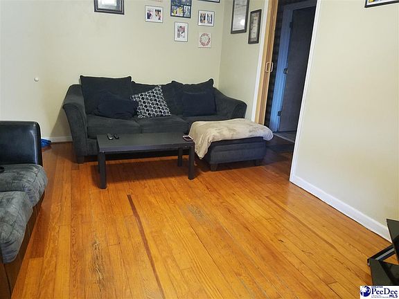 2nd image of 427 College Hts
