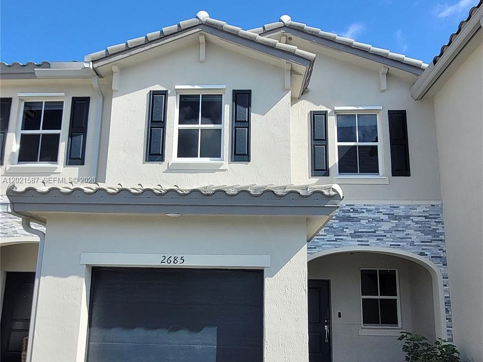 1st image of 2685 SE 13th St
