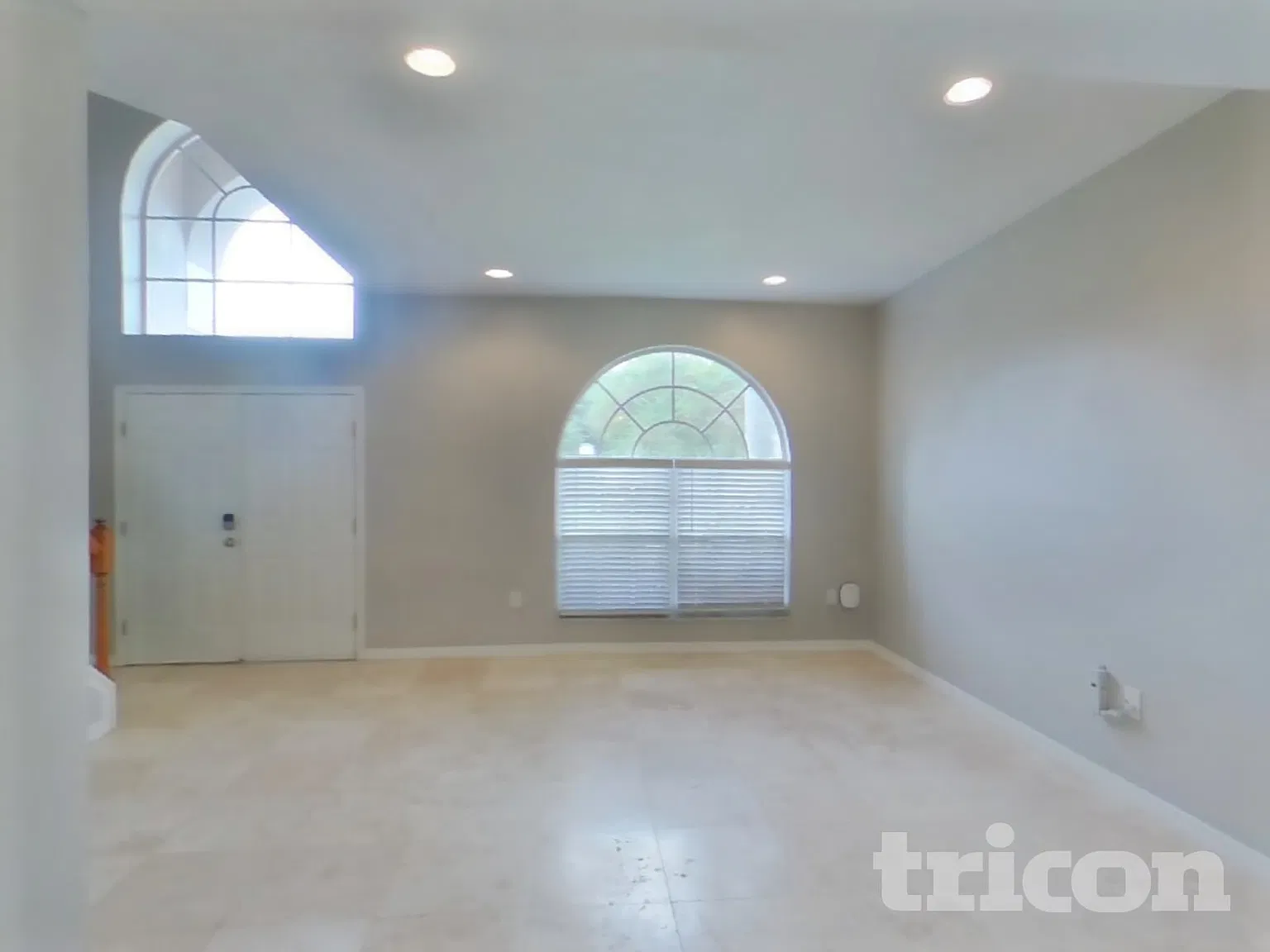 18207 Sweet Jasmine Drive Tampa FL — Photo 2
