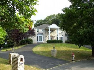 10 Headley Ct, Denville, NJ 07834