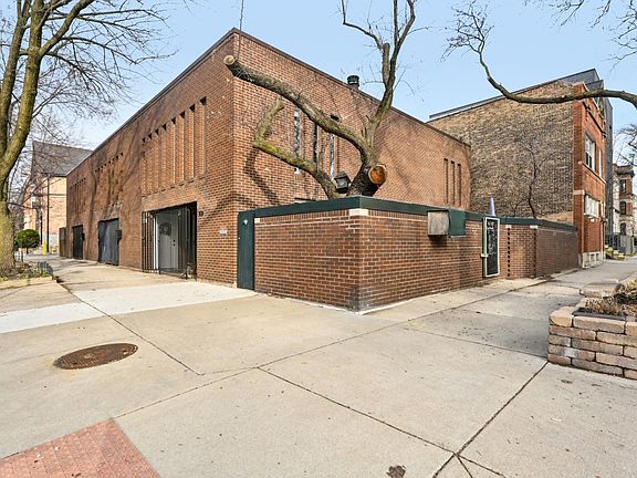 2nd image of 532 W Eugenie St