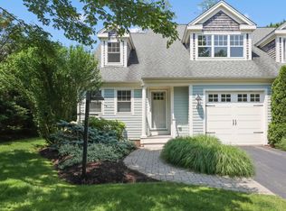 21 Pine St #1AU, North Falmouth, MA 02556