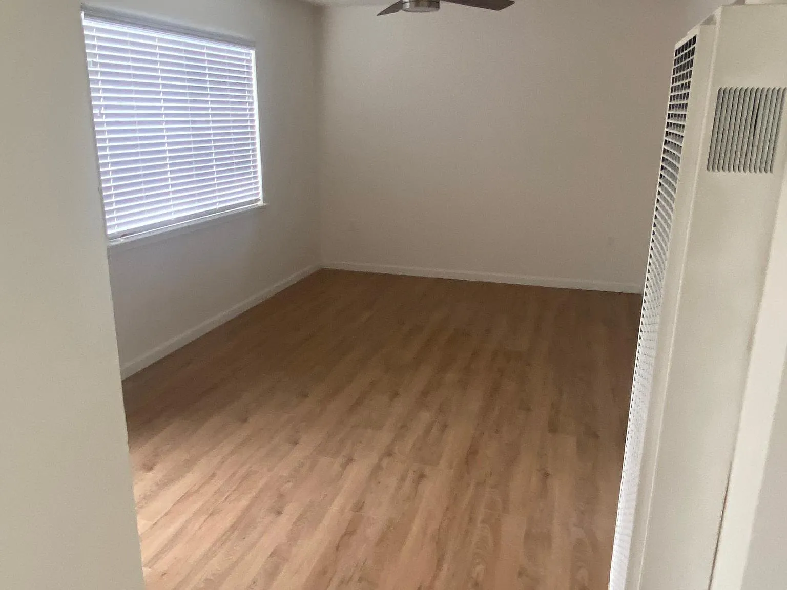 1120 Locust St — Photo 4