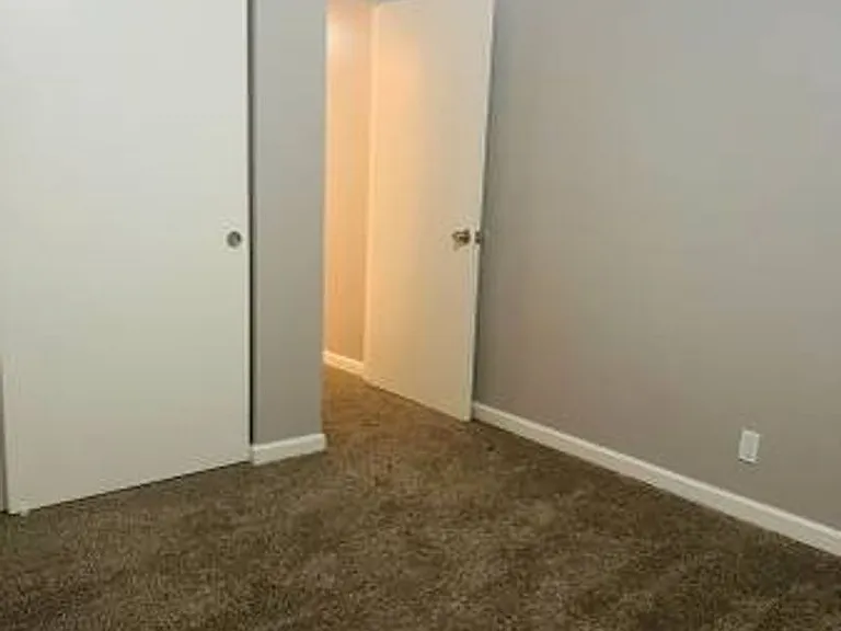 1701 Scenic Dr — Photo 8