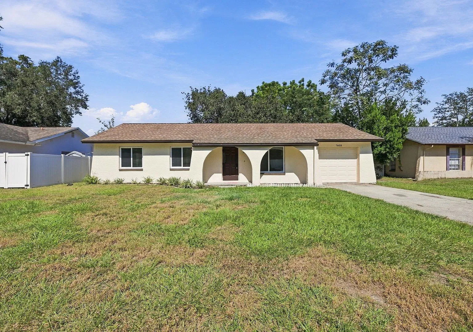 Fully Remodeled 2-Bedroom Gem with Private Backyard & Garage — Photo 4