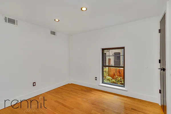 Rented by Rennit Inc. | media 12