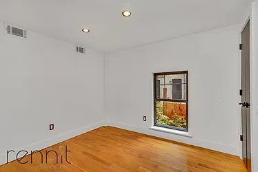 Rented by Rennit Inc.