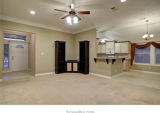 4th image of 4204 Ludlow Ln