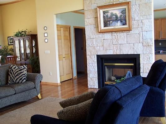 1st image of 4261 Cornwell Ln