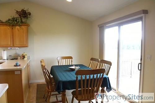 4th image of 1841 E Arrowhead Ln